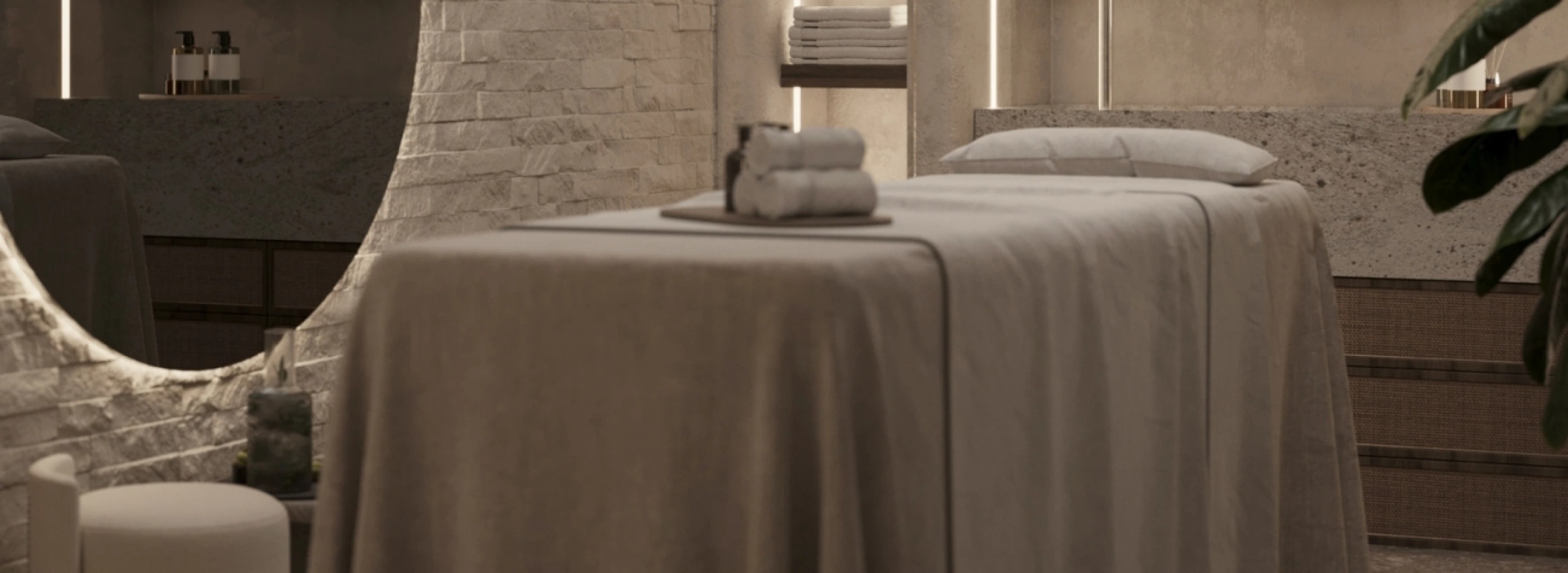 Uzman Ellerde, Özel Bakım